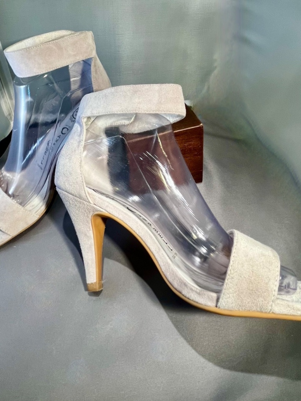 Jeffrey Campbell Ibiza Hough-2 Grey Suede Dressy Sandals Size 8.5 *Excellent*